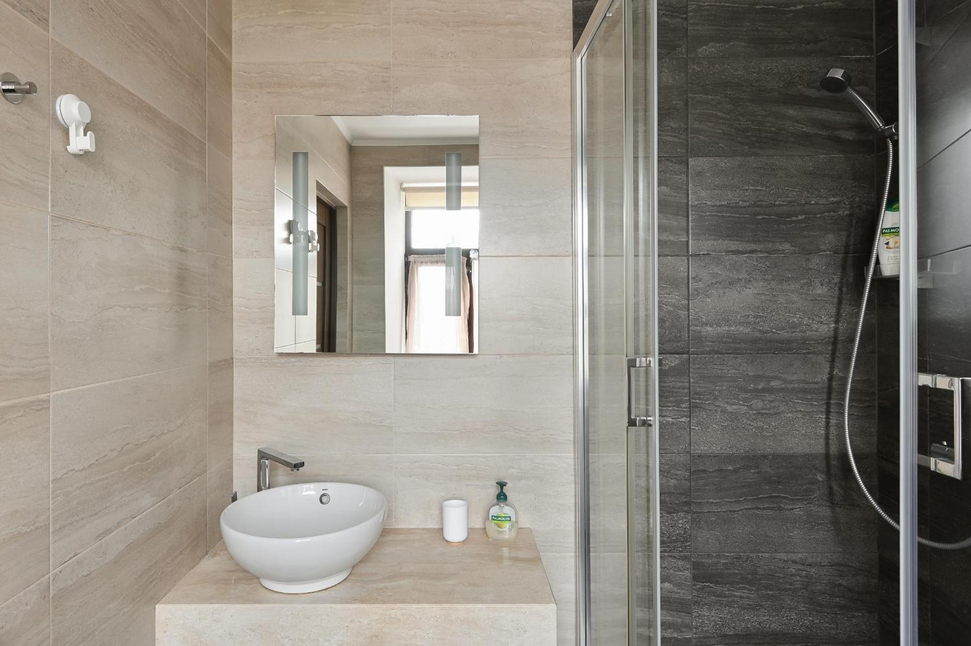 Modern Studio-Apartment In The Centre, Free Parking Riga Exterior foto